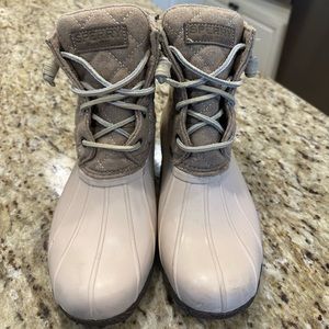 Sperry Saltwater Women’s Quilted Duckboots